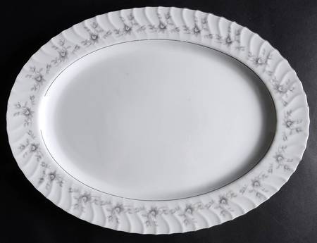 Essex 16" Oval Serving Platter by Empress (Japan)
