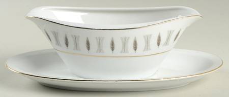 Fantasy Gravy Boat with Attached Underplate