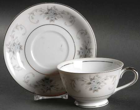 Fleurette Footed Cup & Saucer Set