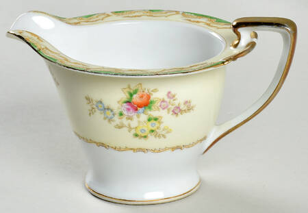 Flora (No #) Creamer by Empress (Japan)