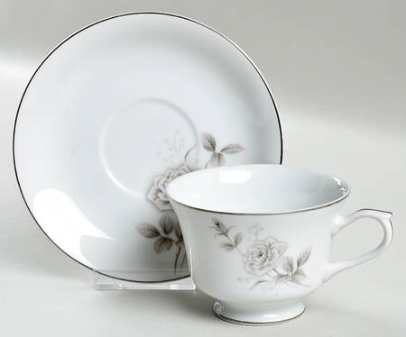 Gloria Footed Cup & Saucer Set