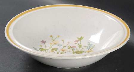 Madrigal 9" Round Vegetable Bowl