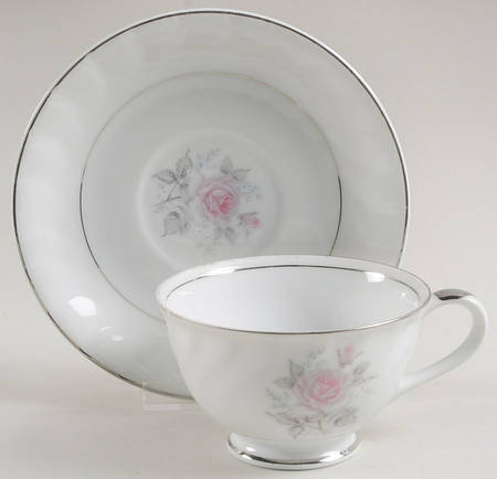 Rosita Footed Cup & Saucer Set