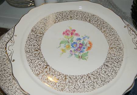 Royal Lovelace Handled Cake Plate