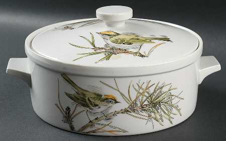 Song Bird 2 Qt Round Covered Casserole