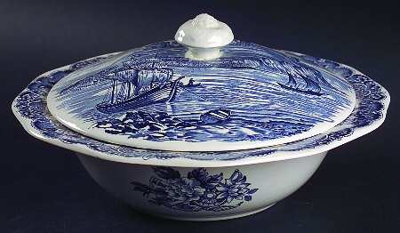 Historical Ports of England Blue Round Covered Vegetable