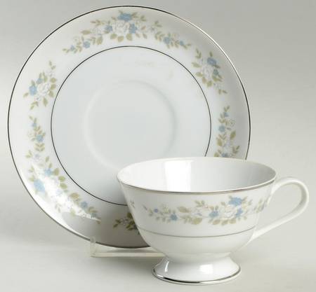 Yorkshire Footed Cup & Saucer Set