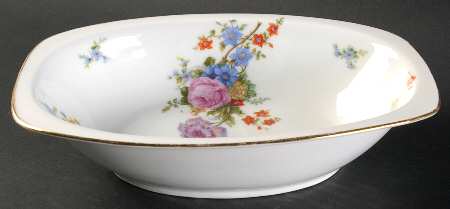 5748 (White Background) 9" Oval Vegetable Bowl