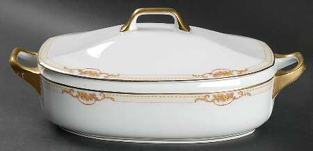 6525 Oval Covered Vegetable