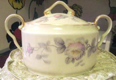 7664 Sugar Bowl & Lid
