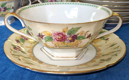 7903 Footed Cream Soup Bowl & Saucer Set