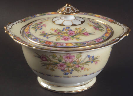 8987 Sugar Bowl & Lid