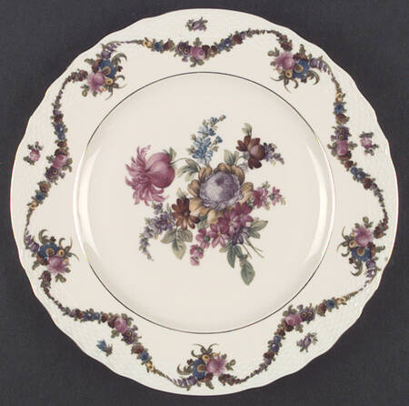 9954-9195 (Cream, Emboss Groove Edge) Dinner Plate