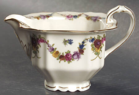 9954-9195 (Cream, Emboss Groove Edge) Creamer