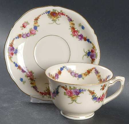 9954-9195 (Cream, Emboss Groove Edge) Footed Cup & Saucer Set