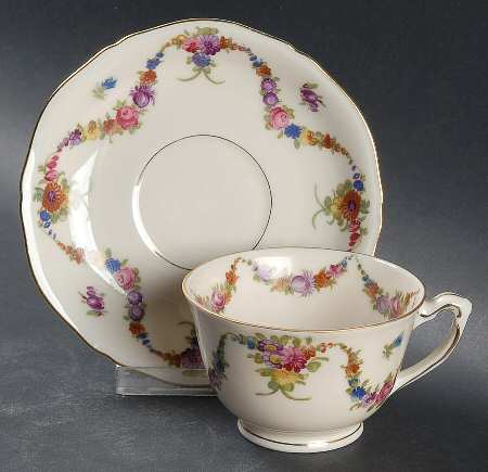 9954-9195 (Cream, Emboss Groove Edge) Footed Cup & Saucer Set