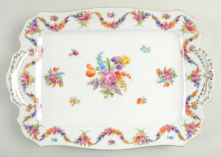 9954-9195 (White, Emboss Groove Edge) 15" Oval Serving Platter