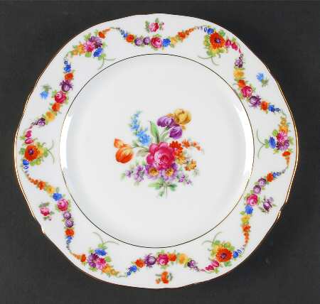 9954-9195 (White, Emboss Groove Edge) Luncheon Plate