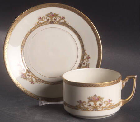 Belgenland Flat Cup & Saucer Set