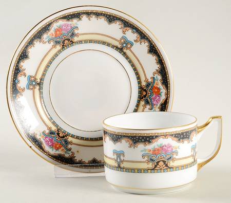 Buckingham Flat Cup & Saucer Set