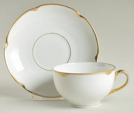 Coin Gold Alaska Flat Cup & Saucer Set