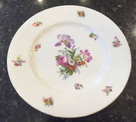 Dresdene (No Gold Filigree) Dinner Plate