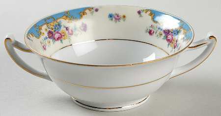 EPI12 Footed Cream Soup Bowl