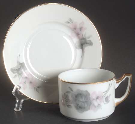 5082 Flat Cup & Saucer Set