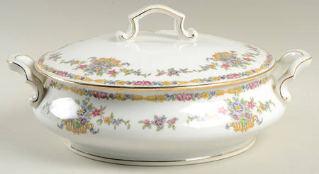9517 Round Covered Vegetable