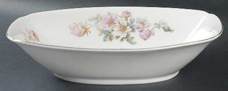 02460 9" Oval Vegetable Bowl