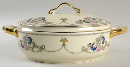 Isabele Round Covered Vegetable