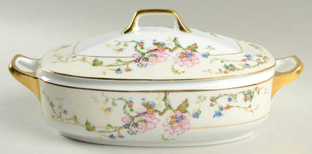 Merveille Oval Covered Vegetable