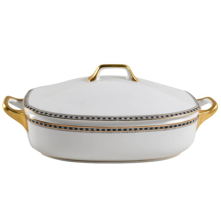 Minerva Oval Covered Vegetable