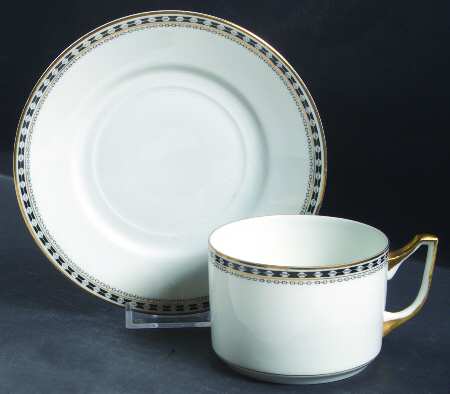 Minerva Flat Cup & Saucer Set