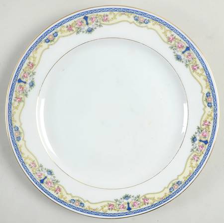 Montreuxe Luncheon Plate