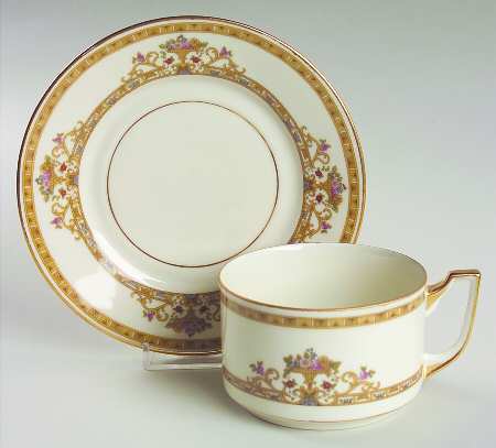 Moresque (Cream) Oversized Cup & Saucer Set