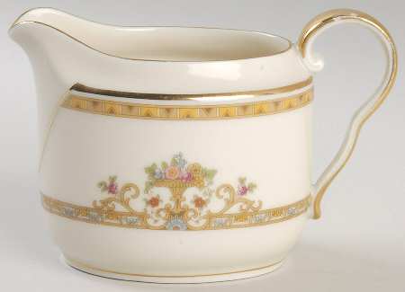 Moresque (Cream) Creamer