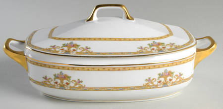 Moresque (White) Oval Covered Vegetable