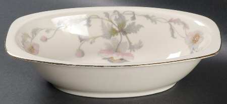 Pastelle (Cream Background, Smooth) 9" Oval Vegetable Bowl
