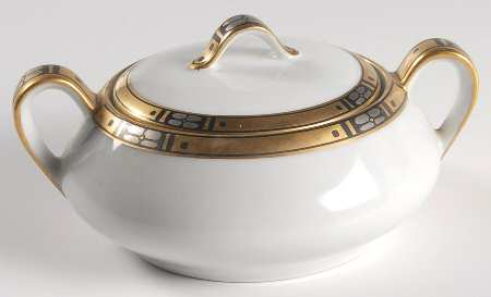 Patricia Sugar Bowl & Lid