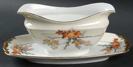Silver Maple (Gold) Gravy Boat with Attached Underplate