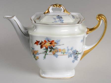 Silver Maple (Gold) Teapot & Lid