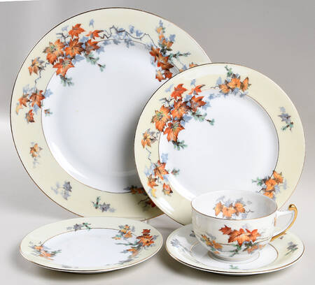 Silver Maple (Platinum) 5 Piece Place Setting