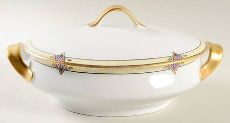 Venus Oval Covered Vegetable