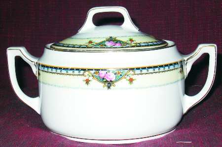 Warren Sugar Bowl & Lid