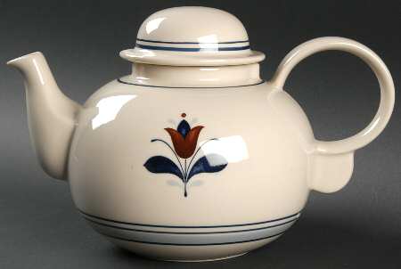 American Heritage Teapot & Lid