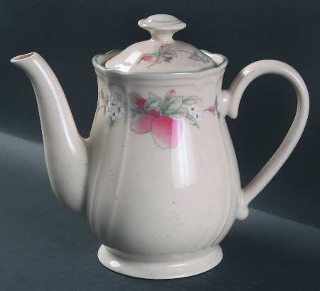 Apple Magic Tea/Coffee Pot & Lid