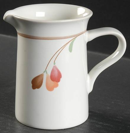 Honeydew Creamer by Epoch