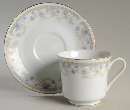 Jessica Footed Cup & Saucer Set