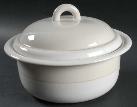 Norway 1.75 Qt Round Covered Casserole